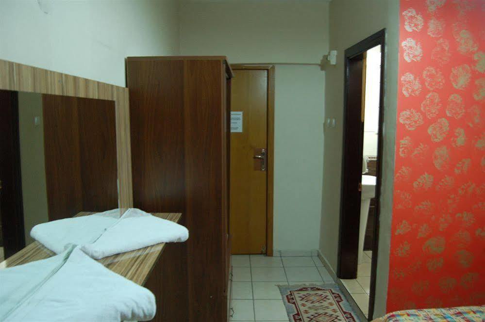 Hotel Twenty Antalya Ngoại thất bức ảnh